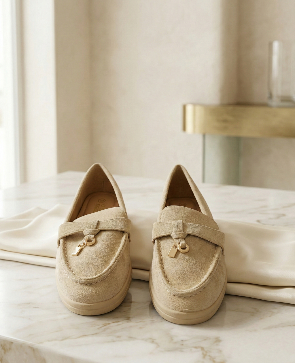 Mocassin Femme Suédine Beige Sable - Modèle Sahara avec Mors Cadenas