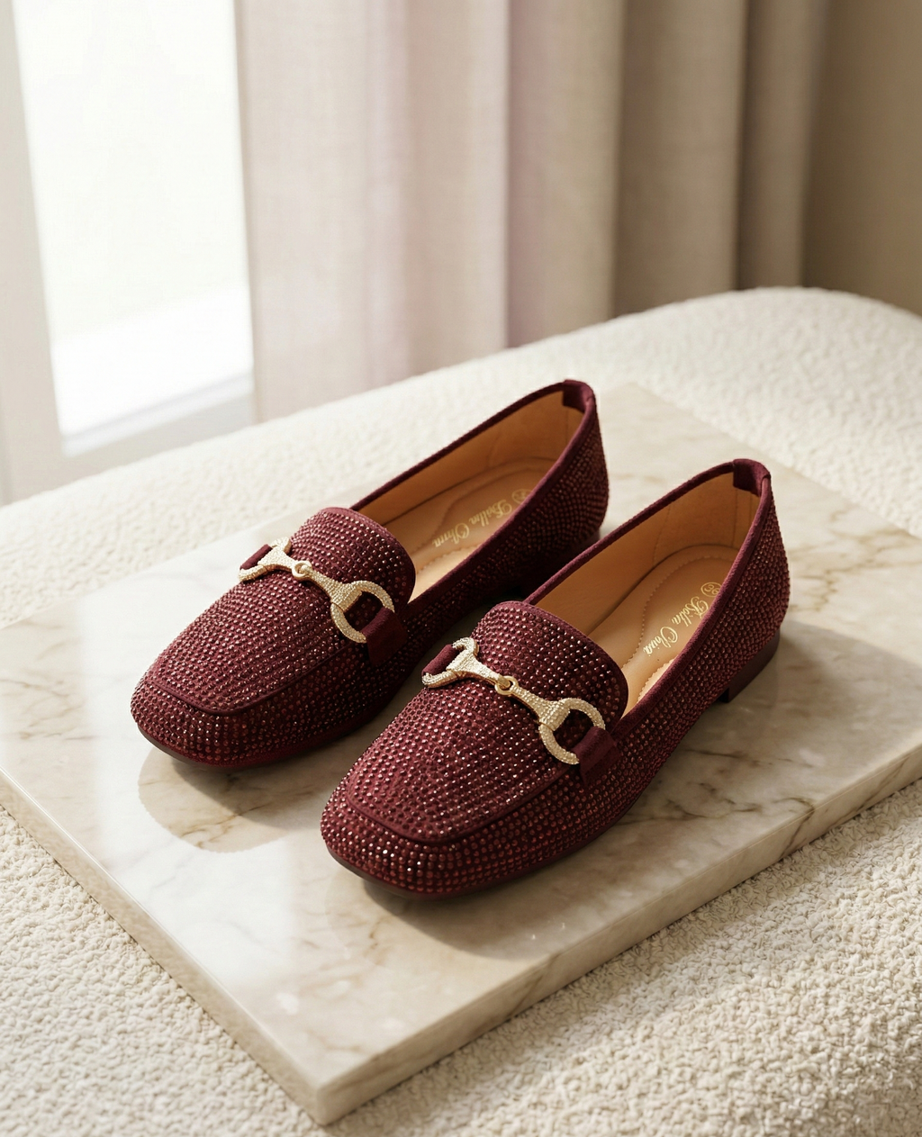 Mocassin Femme Bordeaux à Strass - Modèle Royale avec Mors Bijou Doré